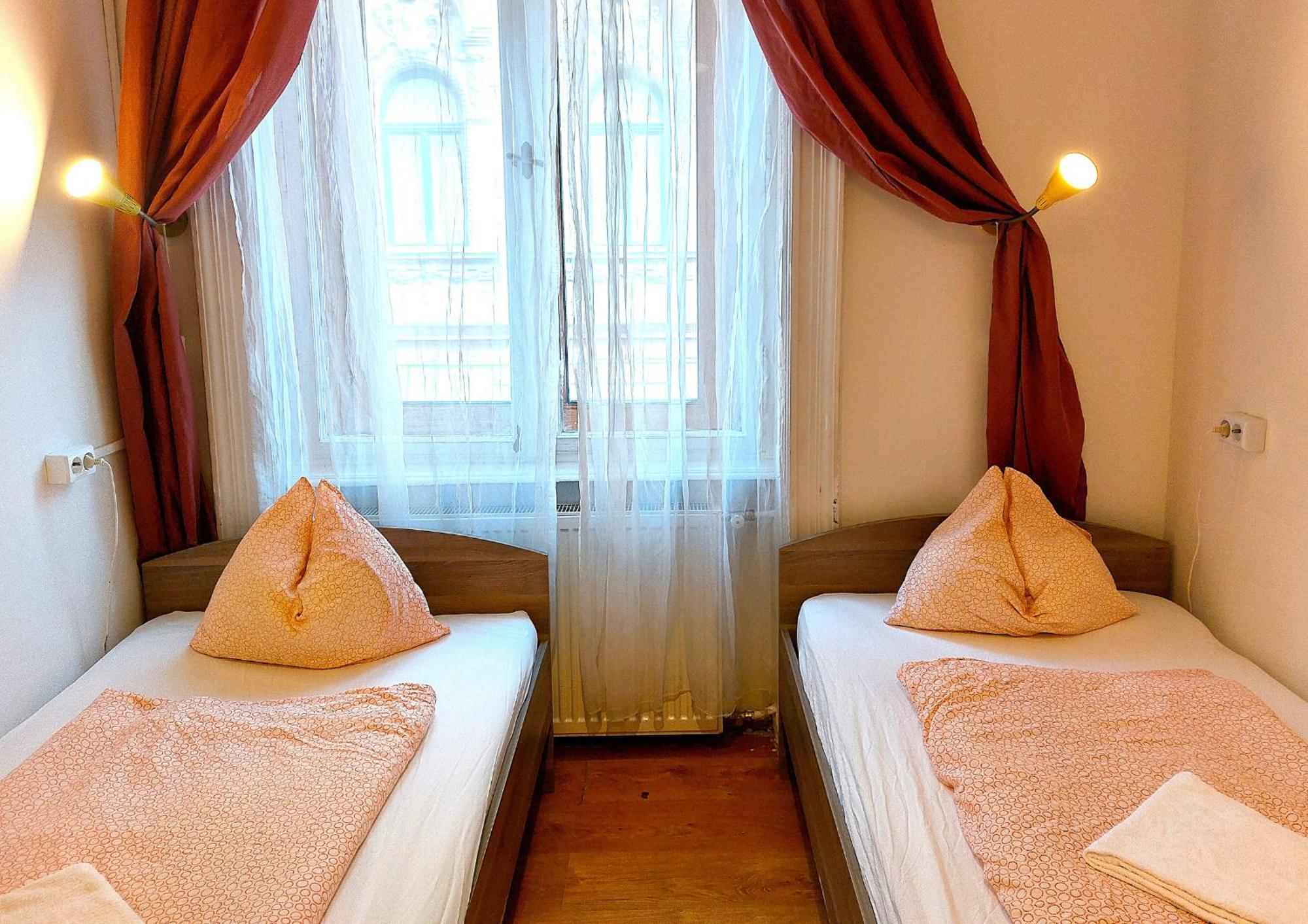 Goodmo Budapest Smart Rooms מראה חיצוני תמונה